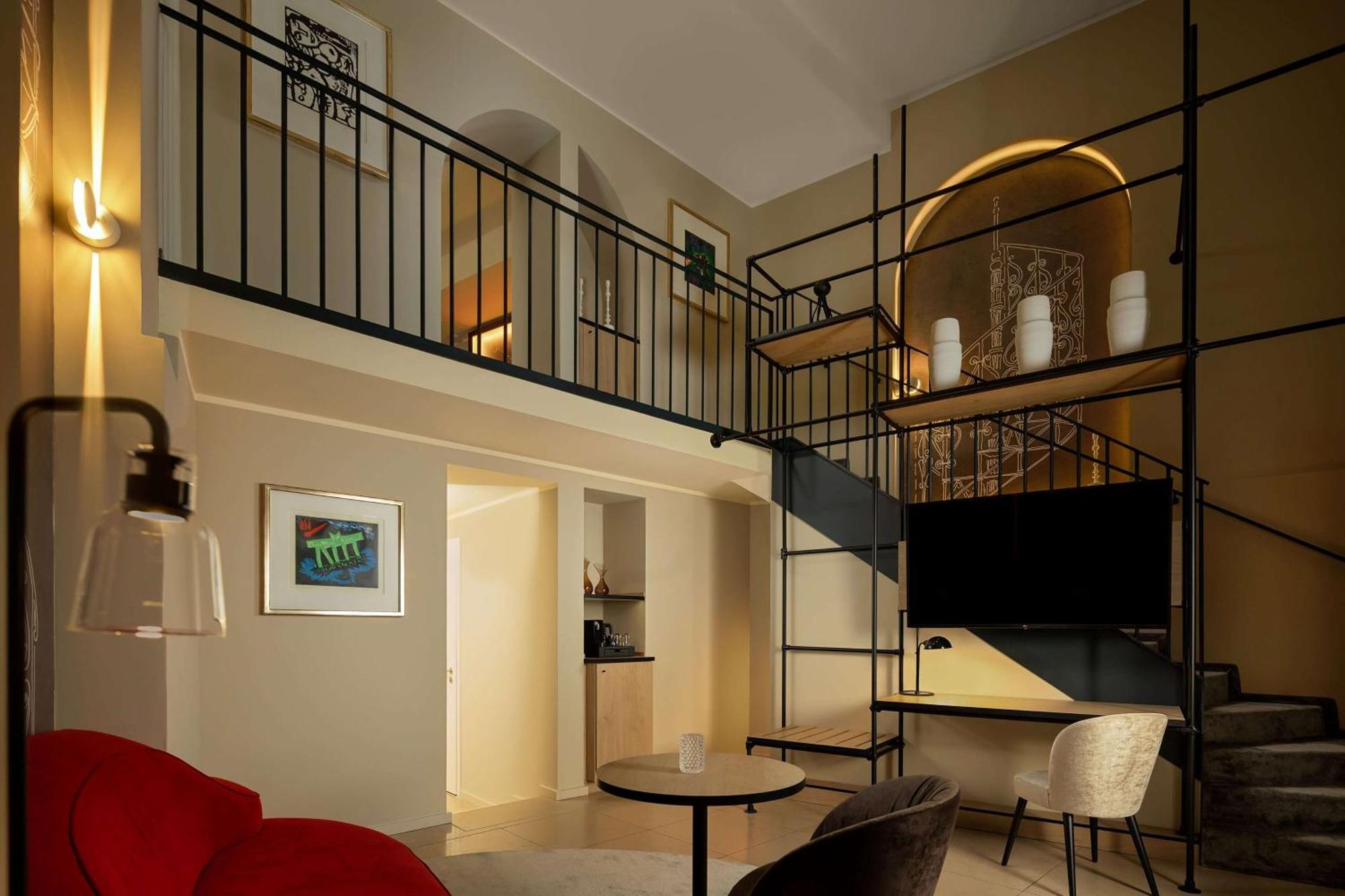 Wasserturm Cologne, Curio Collection By Hilton Hotel Keulen