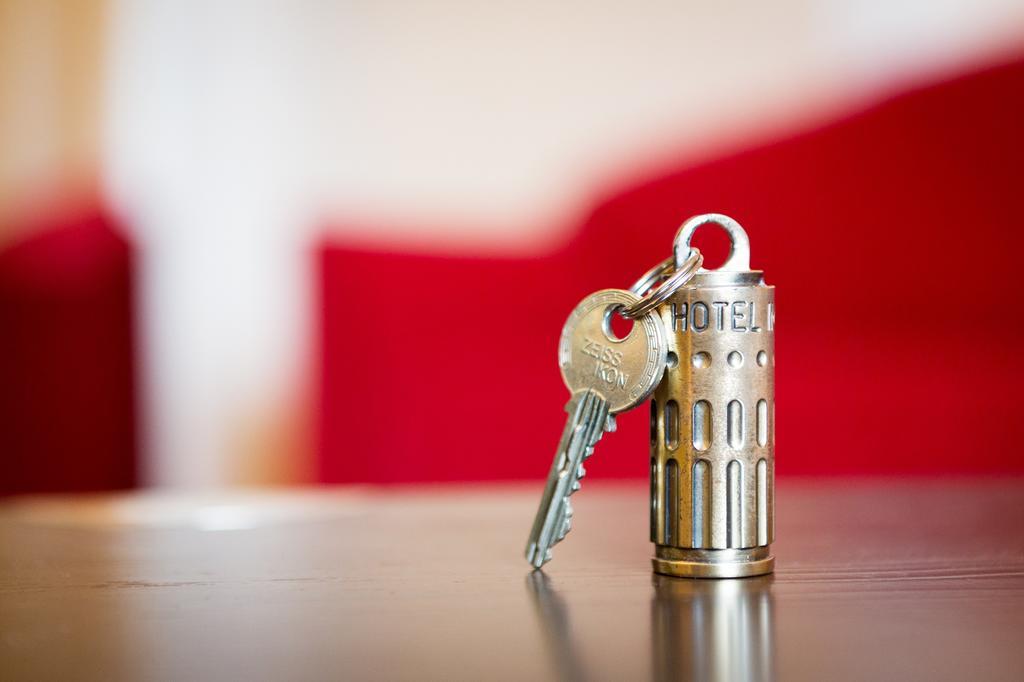 Hotel Wasserturm Cologne, Curio Collection By Hilton Keulen